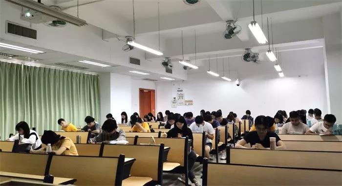 【校招完美收官!】青春的夢想 在海格起航 【校招完美收官!】青春的夢想 在海格起航