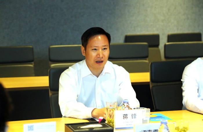 【熱點】溧陽市委書記蔣峰參訪海格 進行友好交流 【熱點】溧陽市委書記蔣峰參訪海格 進行友好交流